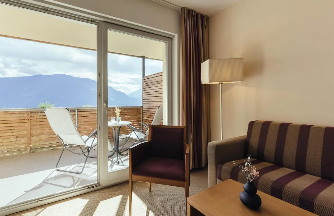 Hilburger Hotel-1